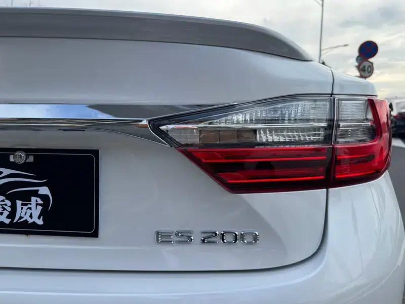 Lexus ES 2015 200 Elite Edition — миниатюра 8