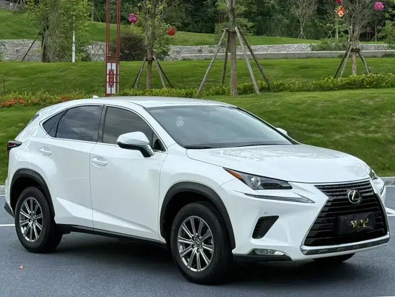 Lexus NX 2020 200 FWD Sport Edition (China VI Emission Standard) — миниатюра 3