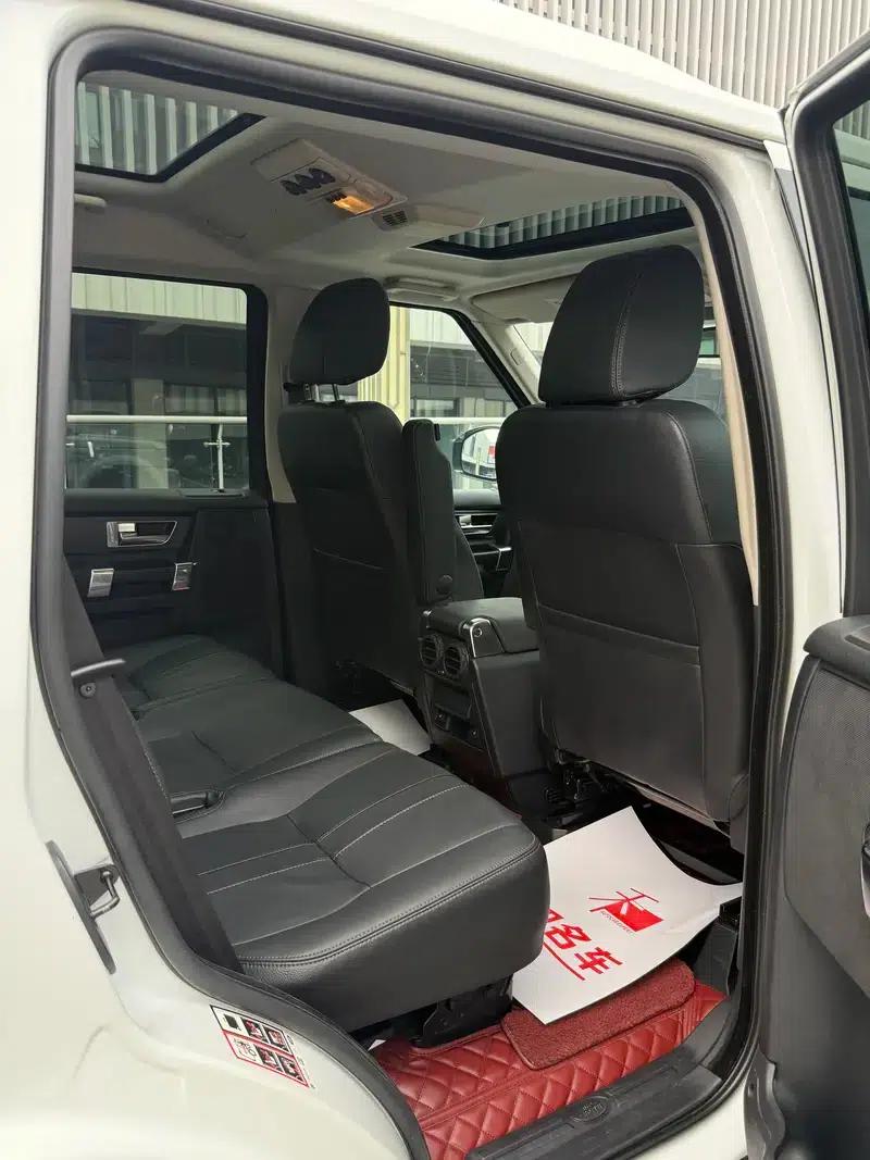 Discovery 2015 3.0 V6 SC HSE — миниатюра 17