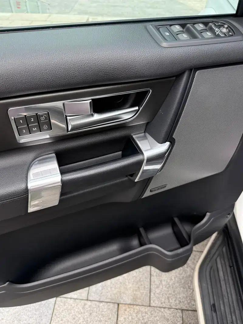 Discovery 2015 3.0 V6 SC HSE — миниатюра 9