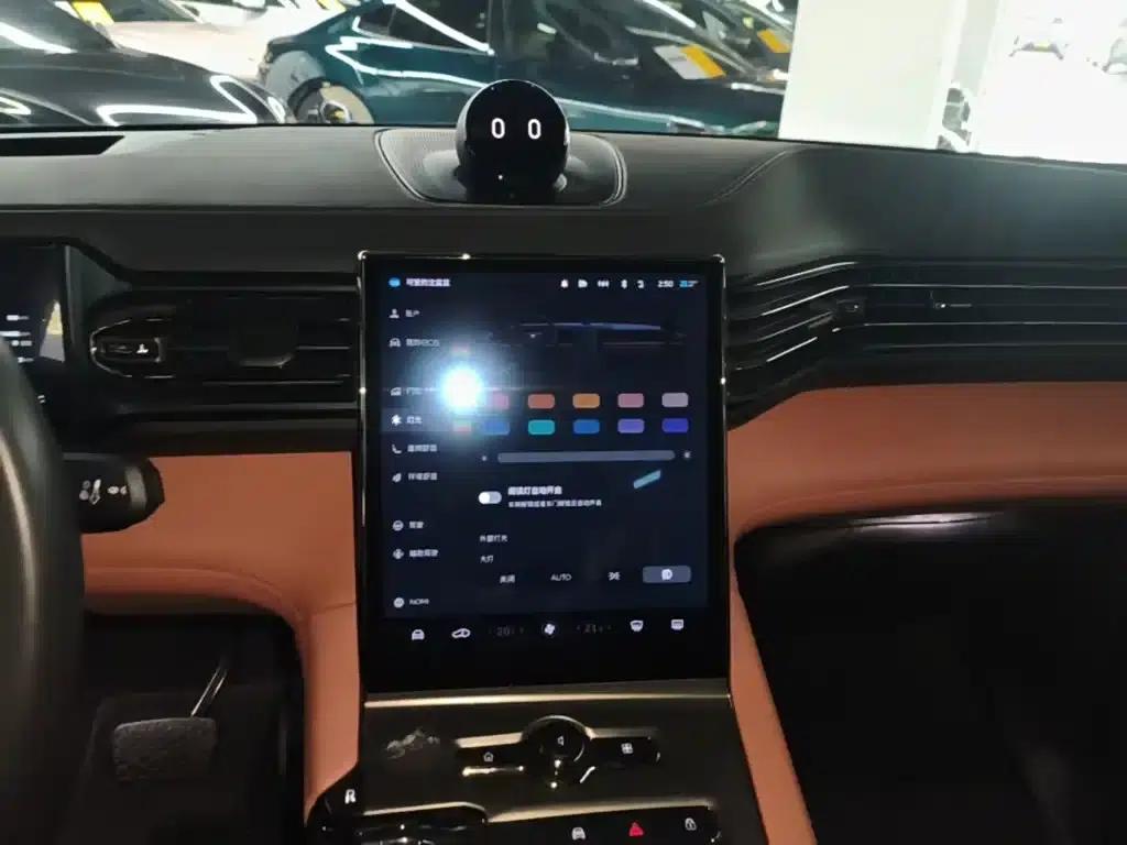NIO EC6 2020 615KM Performance Edition — миниатюра 13