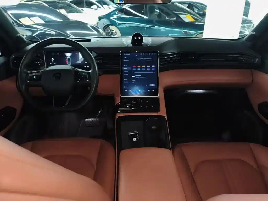 NIO EC6 2020 615KM Performance Edition — миниатюра 10