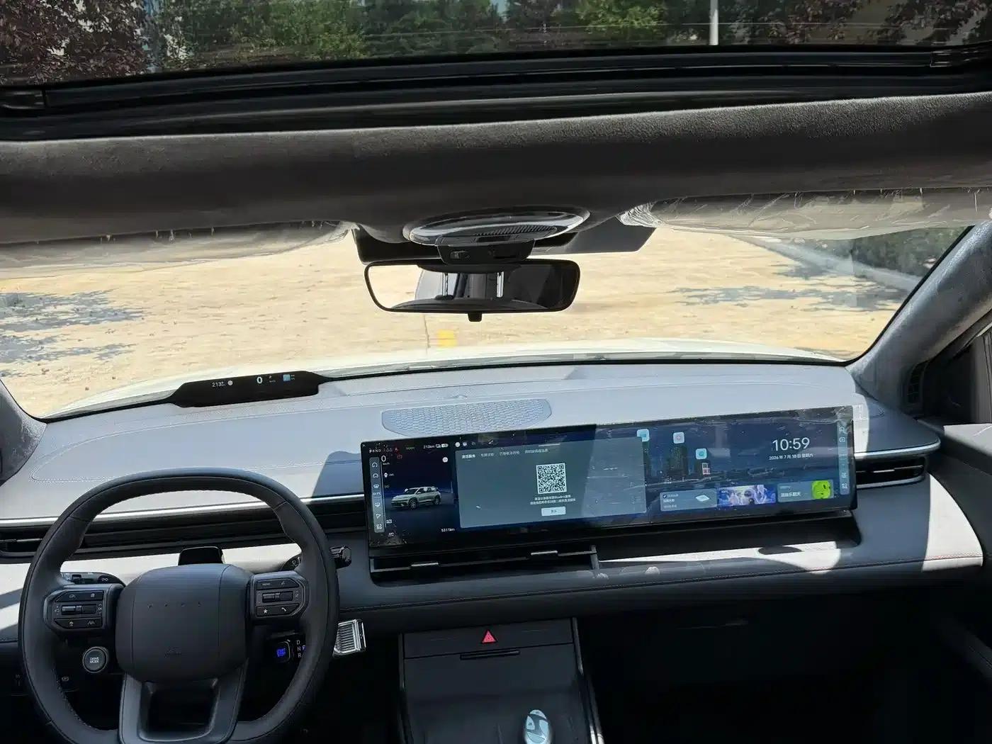 EO Yiou 2025 Two-Wheel Drive TECH Edition 64.2kWh — миниатюра 5