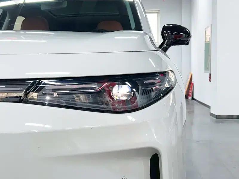 Leapmotor C10 2026 Pure Electric Version with 605 LiDAR — миниатюра 9