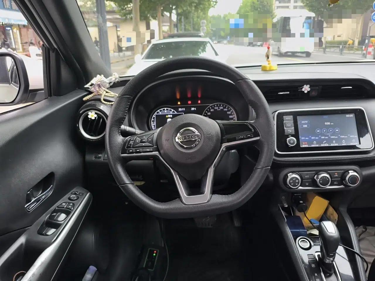 Nissan Kicks 2017 1.5L CVT Smart Drive Edition — миниатюра 10