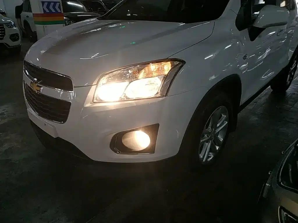 Chevrolet Trax 2016 1.4T Automatic 2WD Comfort Sunroof Edition — миниатюра 24