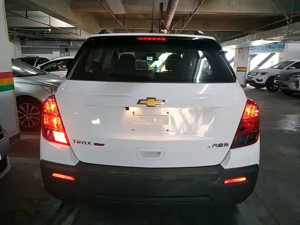 Chevrolet Trax 2016 1.4T Automatic 2WD Comfort Sunroof Edition — миниатюра 6