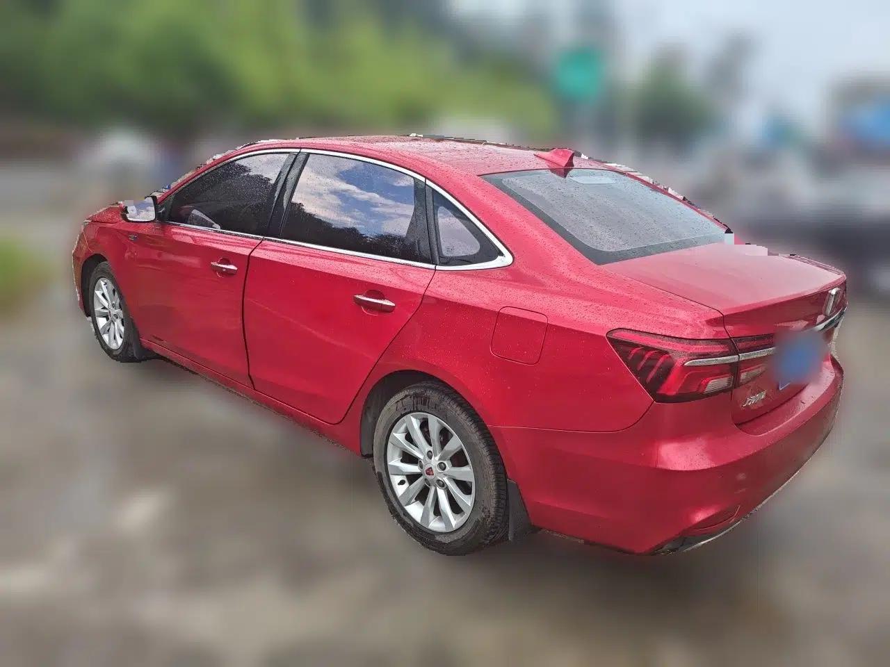 Roewe i6 Roewe Roewe i6 Automatic 1.5L 5-seater — миниатюра 4