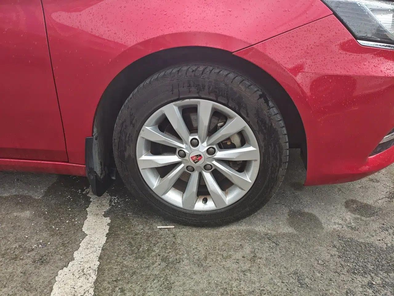 Roewe i6 Roewe Roewe i6 Automatic 1.5L 5-seater — миниатюра 8