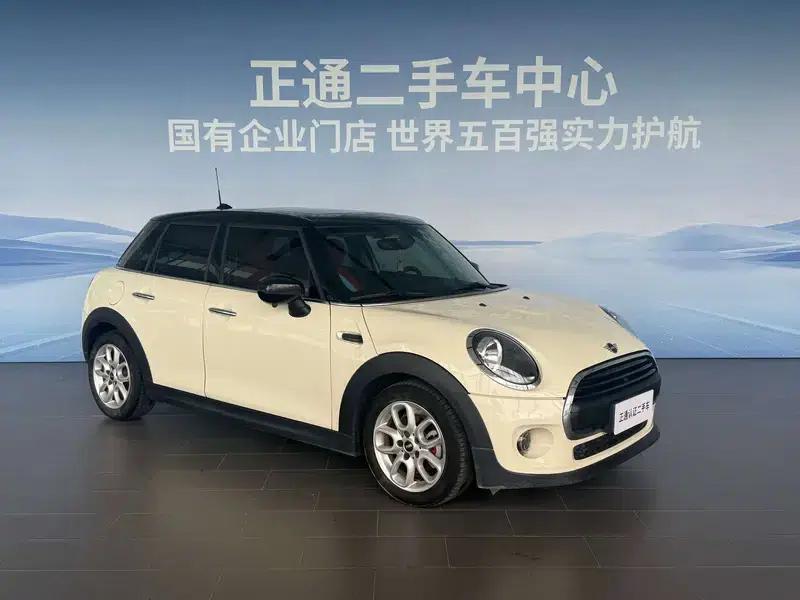 2021 MINI 1.5T ONE 5-Door — миниатюра 3