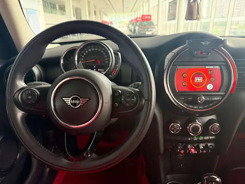 2021 MINI 1.5T ONE 5-Door — миниатюра 29