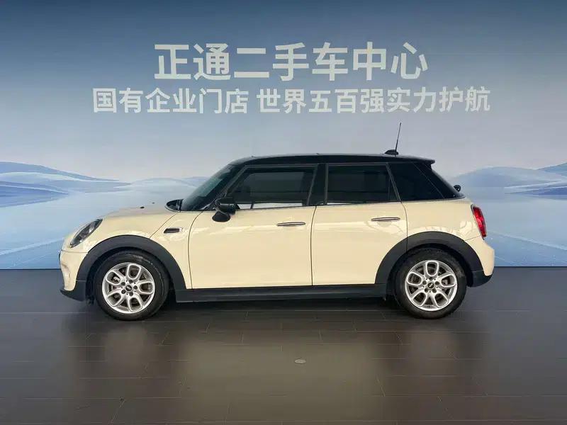 2021 MINI 1.5T ONE 5-Door — миниатюра 4