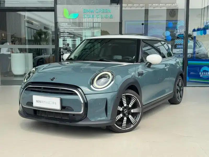 MINI 2023 1.5T COOPER Arc Light Special Edition — миниатюра 1