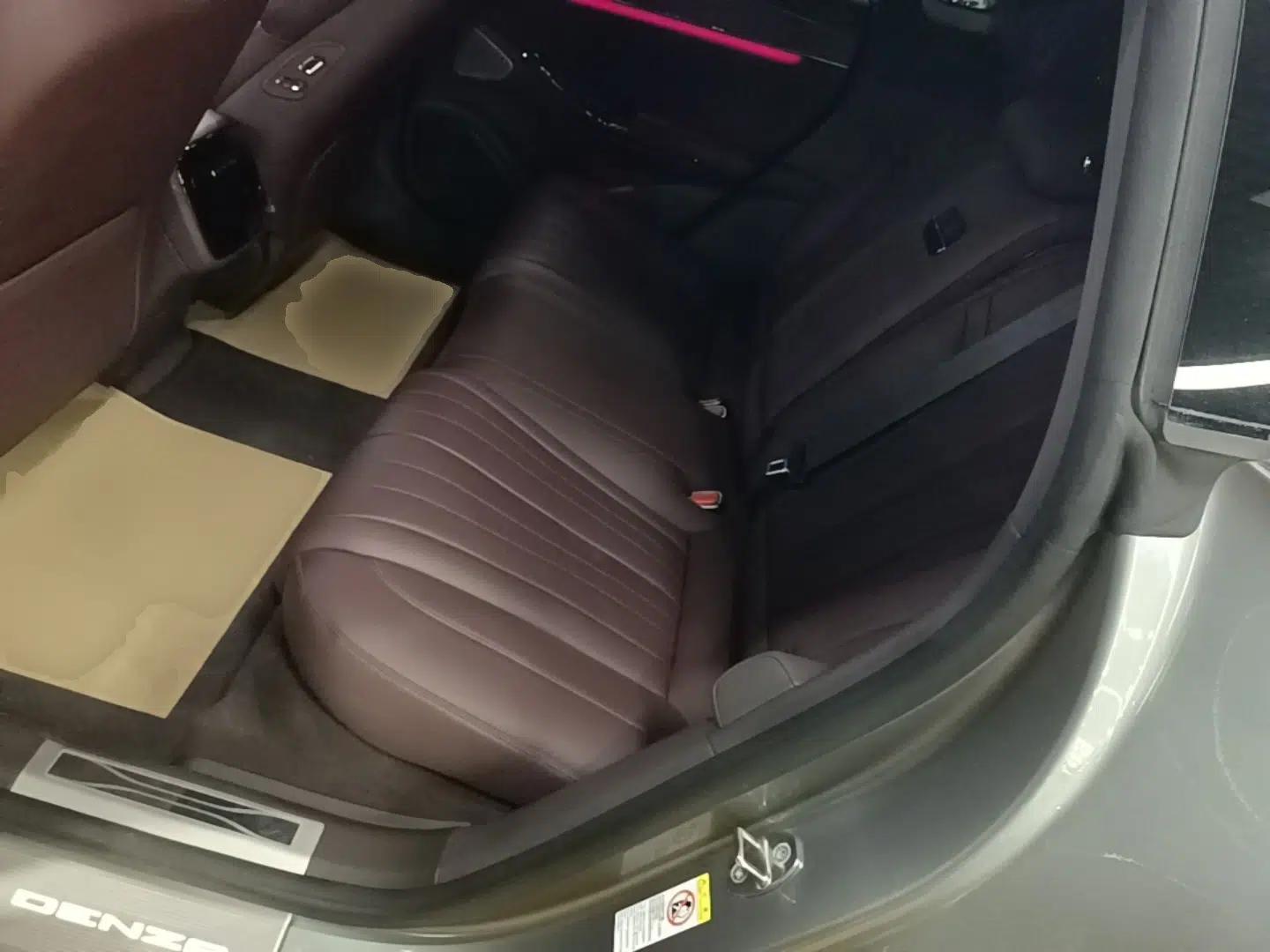 Denza Z9GT 2024 1100 4x4 Max First Edition — миниатюра 20