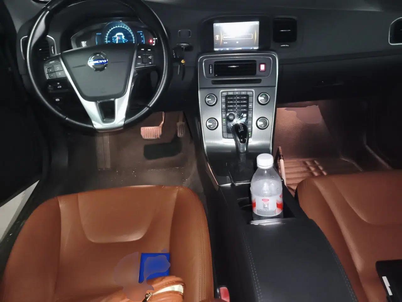 Volvo S60 2014 S60L T5 Intelligent Drive Edition — миниатюра 9