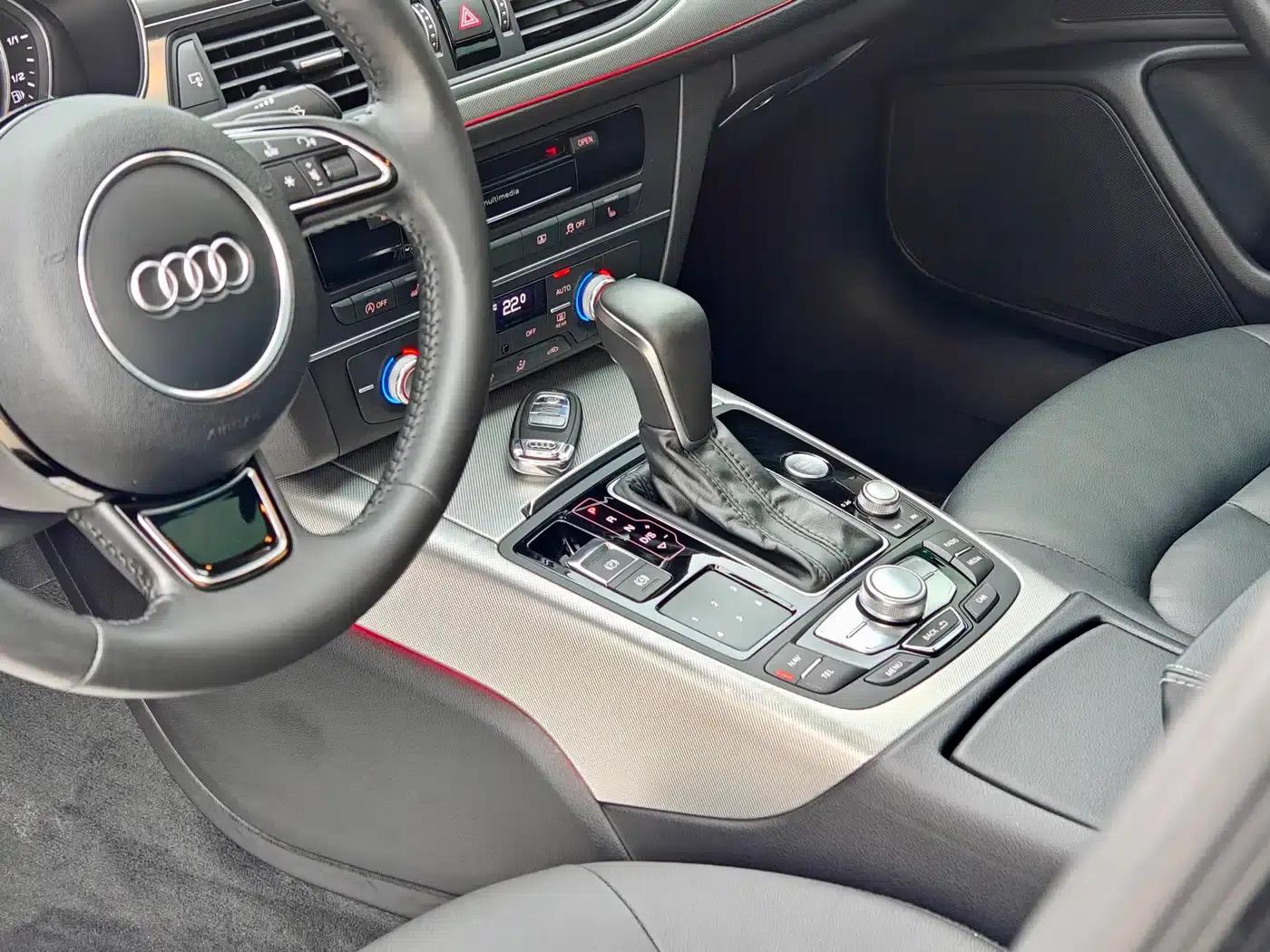 Audi A6L 2018 30th Anniversary Edition 45 TFSI quattro Sport — миниатюра 15