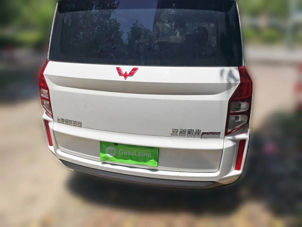 Wuling Hongguang PLUS 2020 1.5L Manual Standard Edition 5 Seats — миниатюра 5