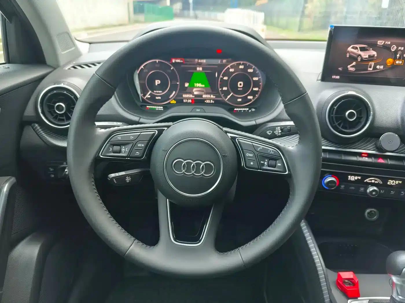 Audi Q2L e-tron 2019 Q2L e-tron Pure Electric Smart Edition — миниатюра 10