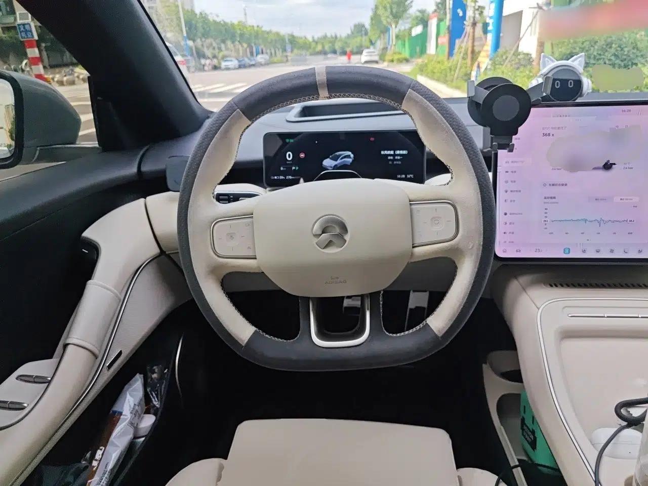 Nio ET5T 2025 100kWh Touring — миниатюра 10