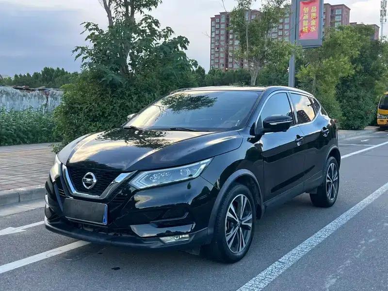 Nissan Qashqai 2019 2.0L CVT Luxury Edition — миниатюра 1