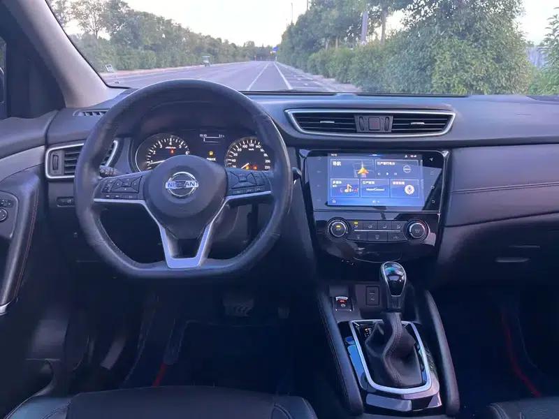 Nissan Qashqai 2019 2.0L CVT Luxury Edition — миниатюра 7