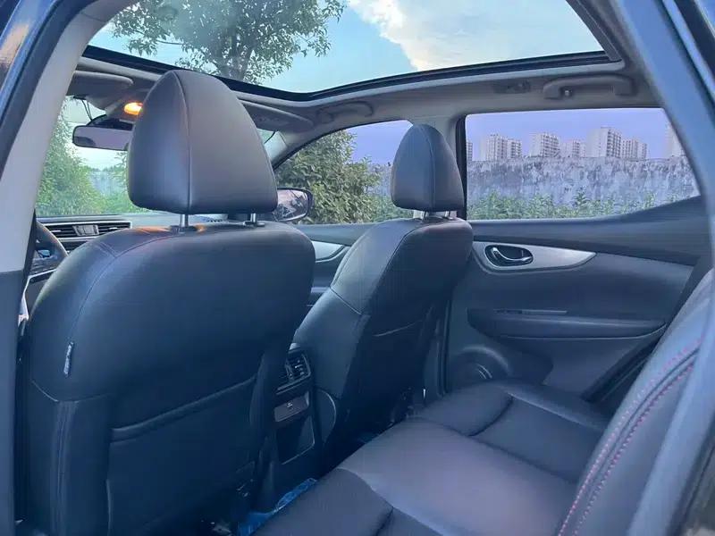 Nissan Qashqai 2019 2.0L CVT Luxury Edition — миниатюра 9