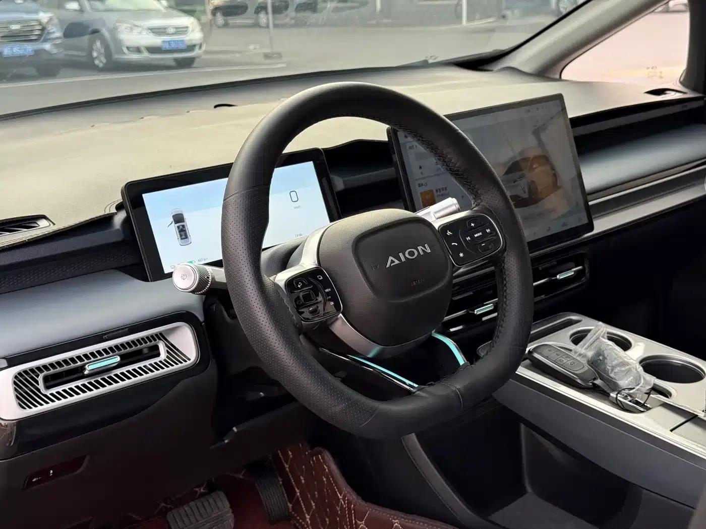 AION Y 2023 Plus 510 Smart Edition — миниатюра 4