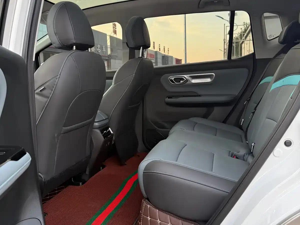 AION Y 2023 Plus 510 Smart Edition — миниатюра 8