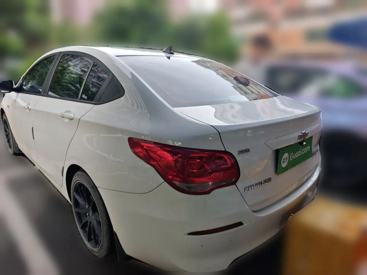 Chevrolet Cavalier 2019 320 Automatic Enjoyment with Sunroof — миниатюра 4
