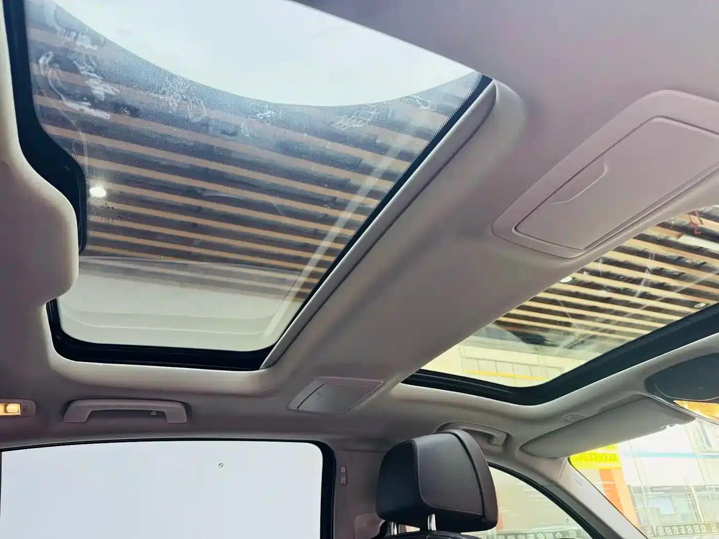 BMW 5 Series 2020 530Li Luxury Package — миниатюра 12