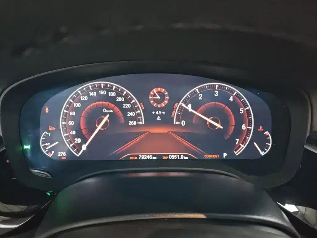 2019 BMW 5 Series Facelift 530Li xDrive M Sport Package — миниатюра 8