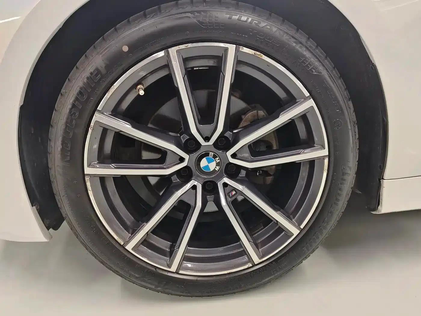 2022 BMW 3 Series 325Li M Sport Package — миниатюра 7