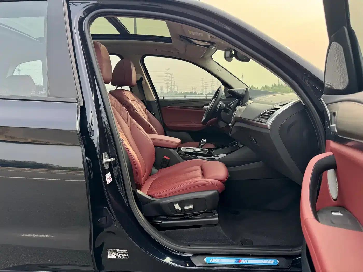 BMW X3 2022 xDrive30i Leading Edition M Sport Package — миниатюра 21