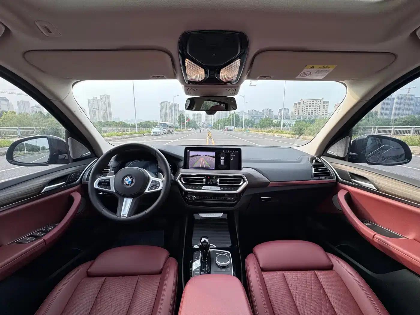 BMW X3 2022 xDrive30i Leading Edition M Sport Package — миниатюра 24