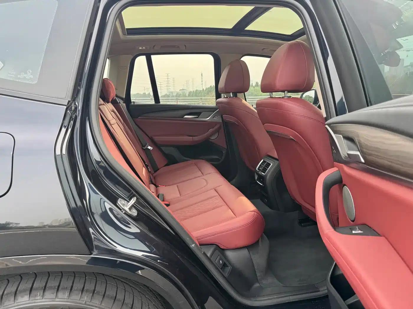 BMW X3 2022 xDrive30i Leading Edition M Sport Package — миниатюра 29