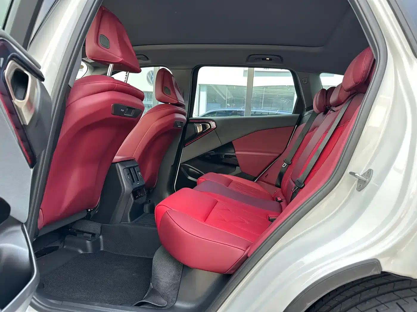 BMW X3 2025 xDrive25L Luxury Package — миниатюра 6