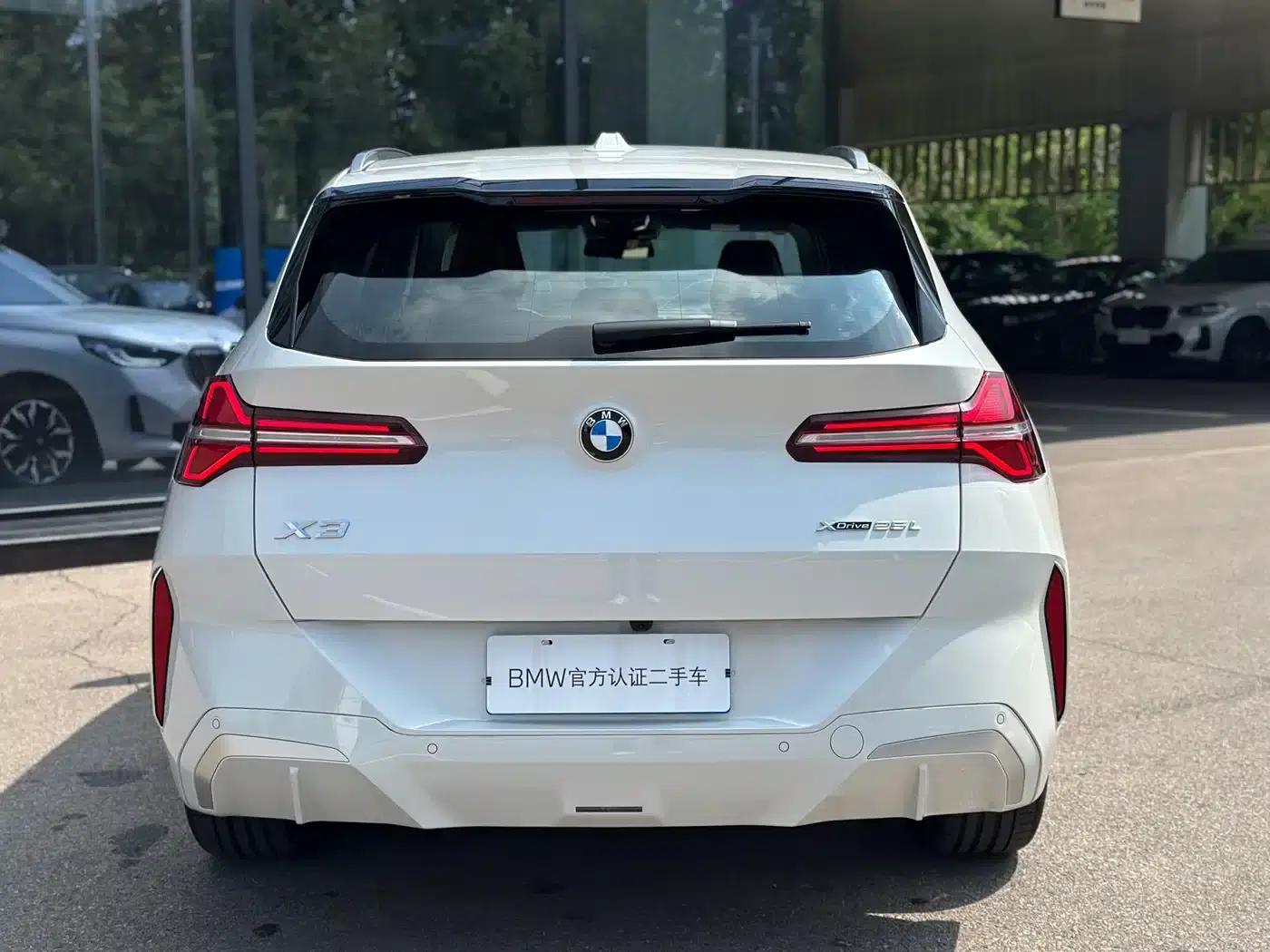 BMW X3 2025 xDrive25L Luxury Package — миниатюра 8