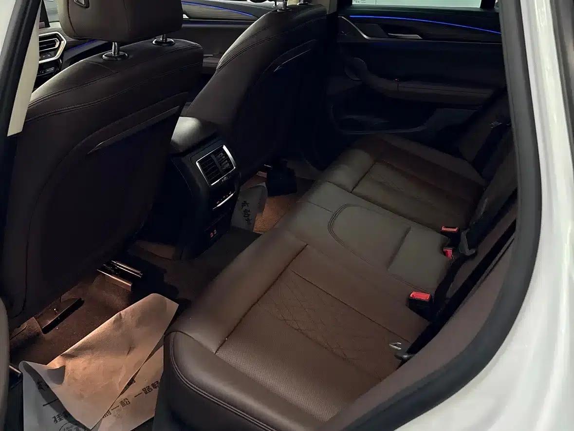 BMW X3 2022 xDrive30i Leading Edition M Sport Package — миниатюра 3