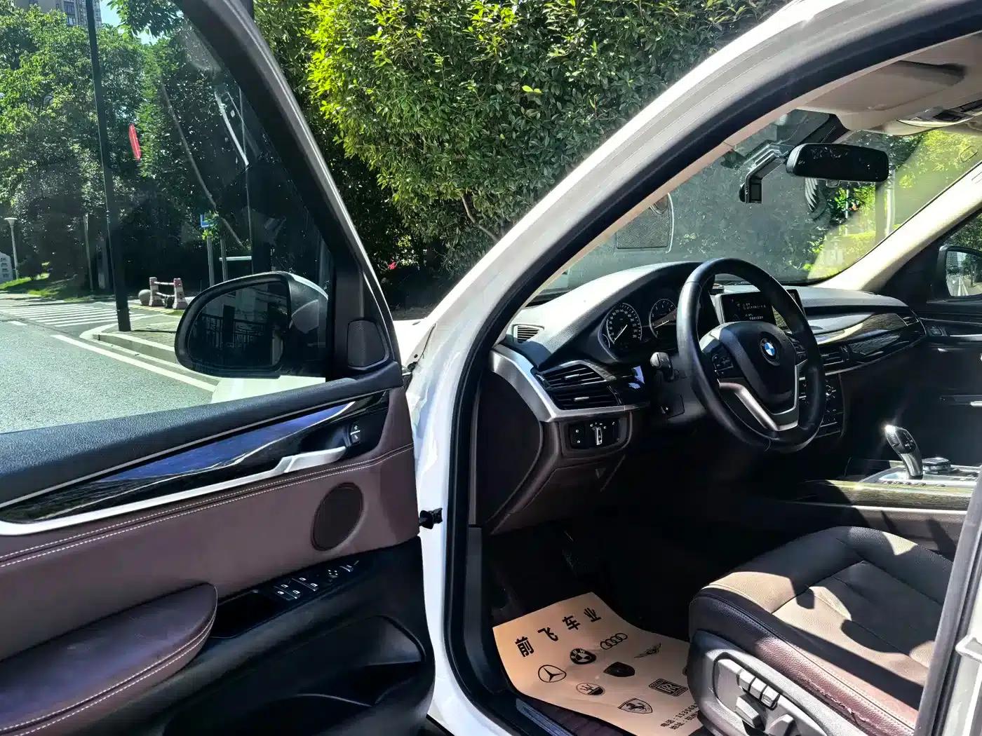 2014 BMW X5 xDrive35i Luxury (Imported) — миниатюра 11