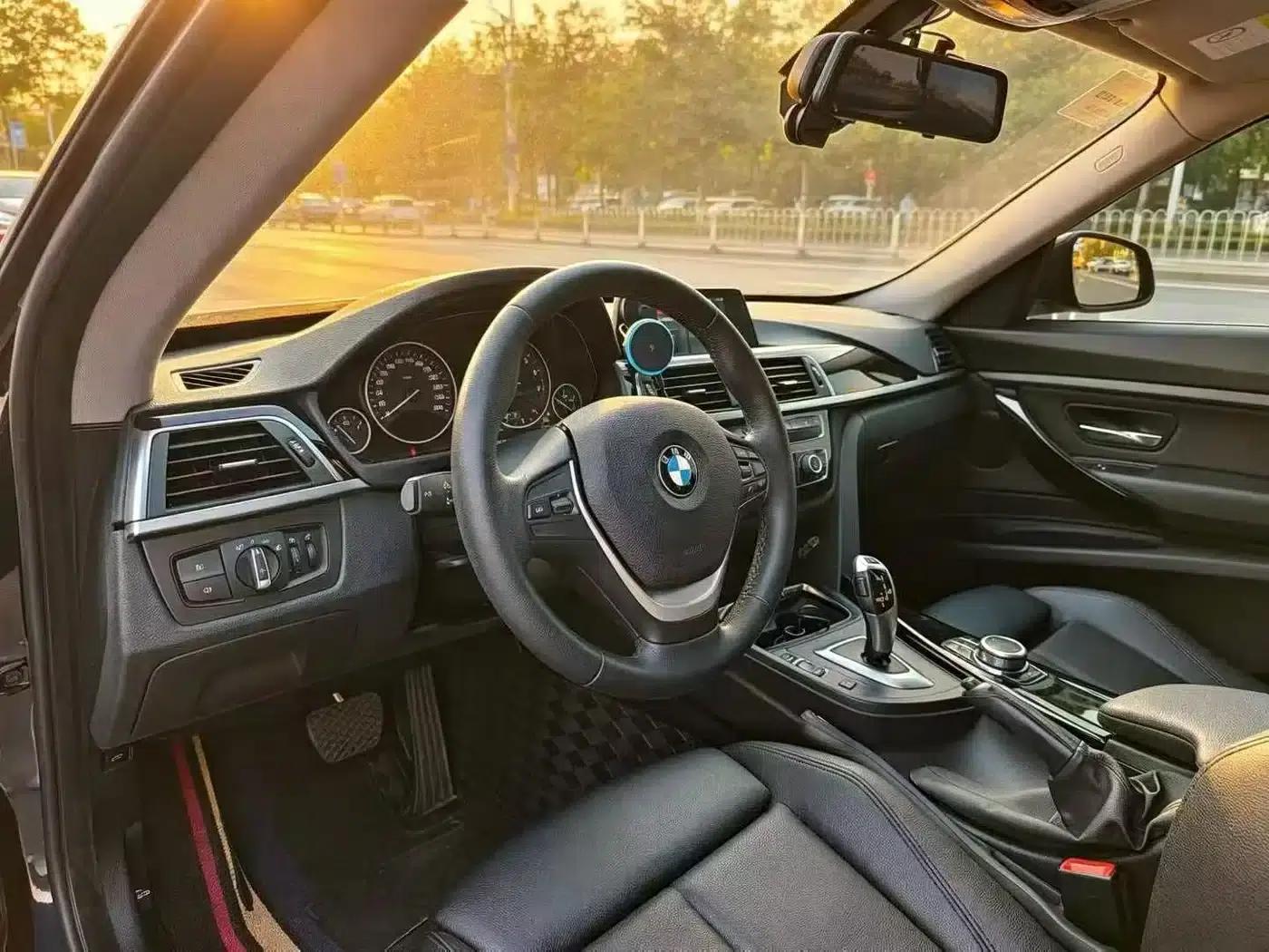 BMW 3 Series GT 2017 320i Fashion Edition — миниатюра 4