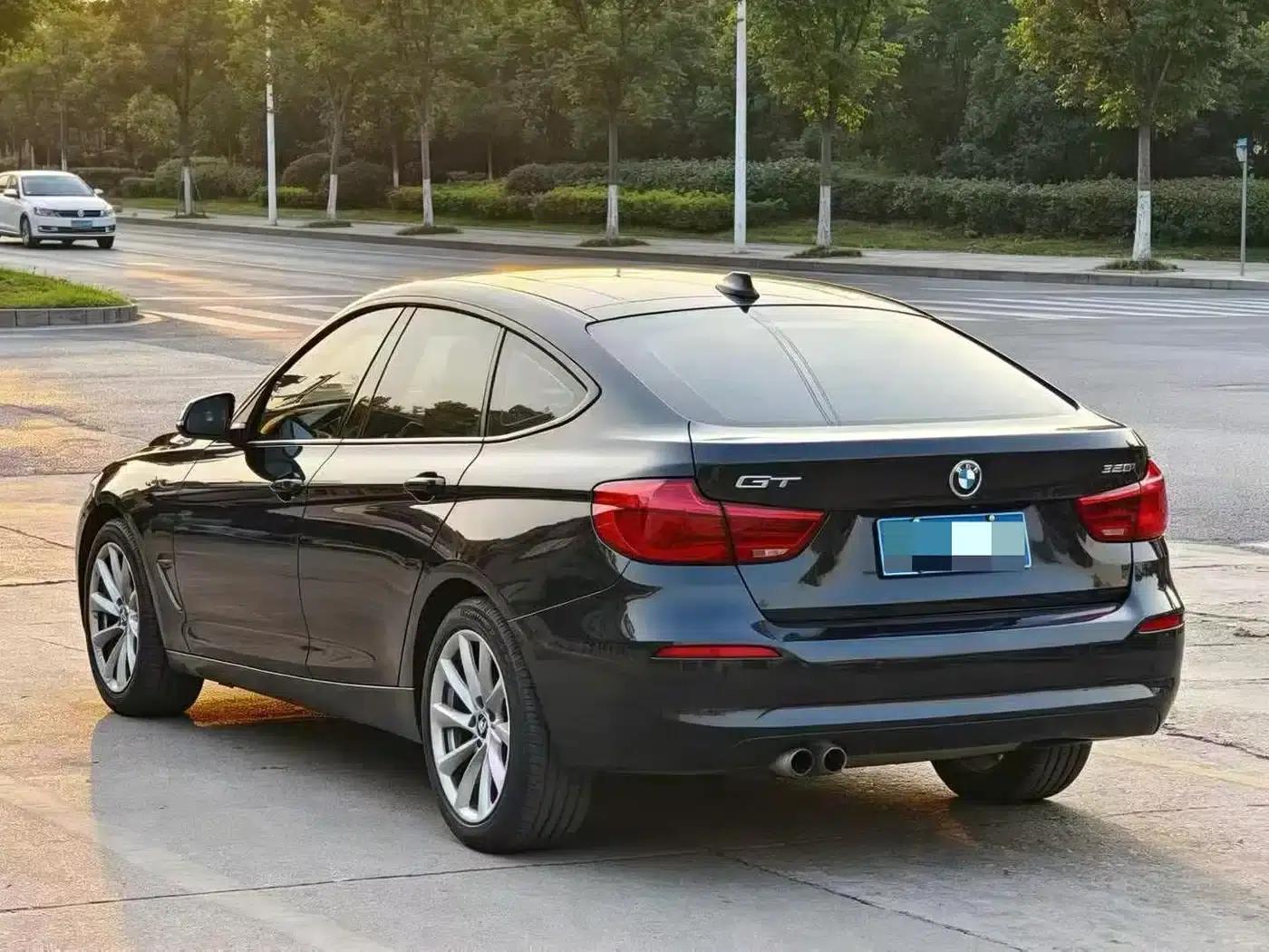 BMW 3 Series GT 2017 320i Fashion Edition — миниатюра 9