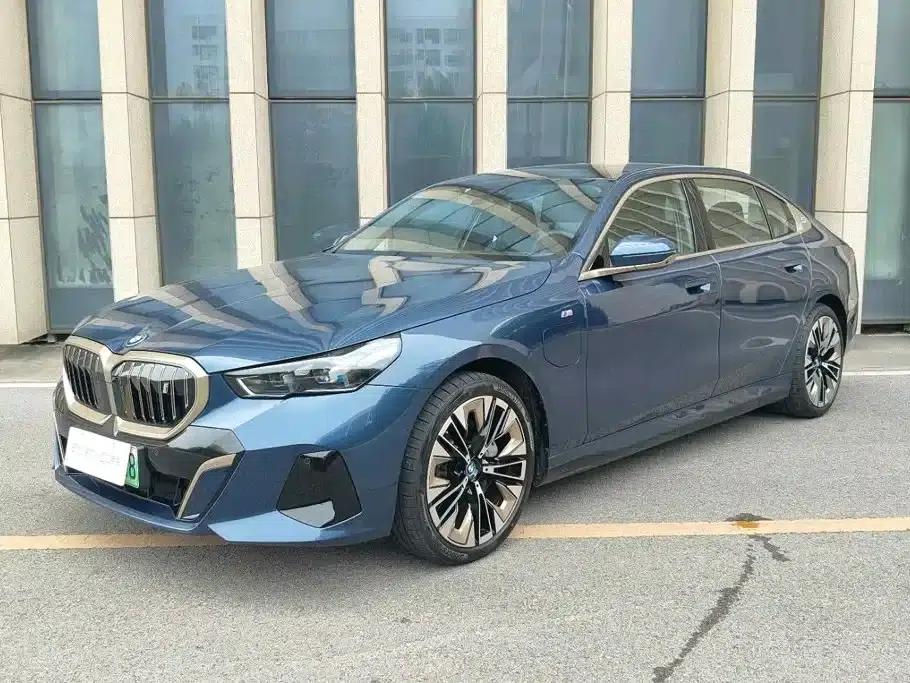 BMW i5 2025 xDrive 50L M Sport Package — миниатюра 1