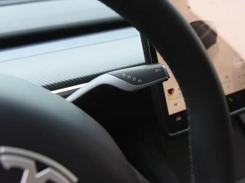 Model Y 2024 Rear-Wheel Drive — миниатюра 11