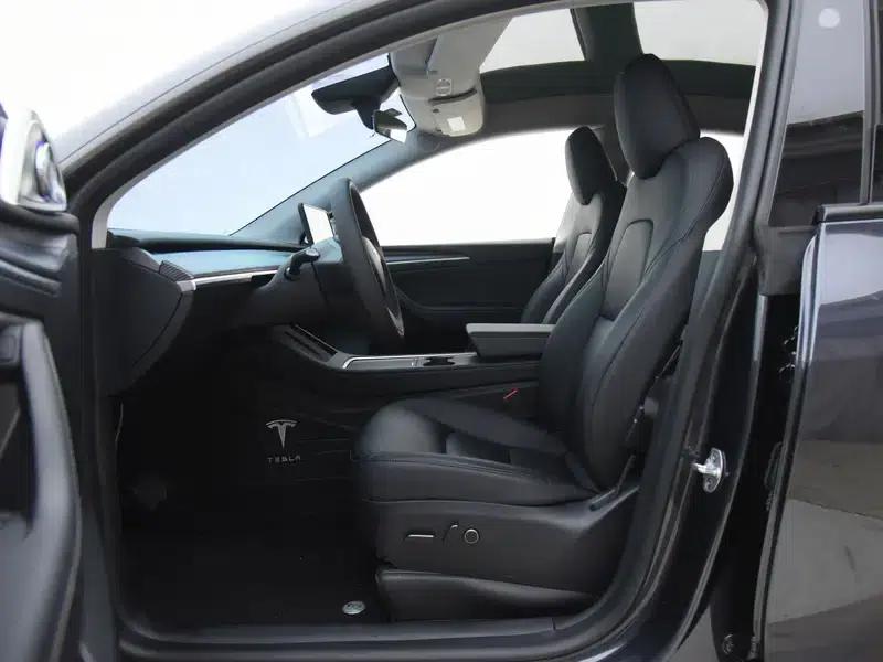 Model Y 2024 Rear-Wheel Drive — миниатюра 12