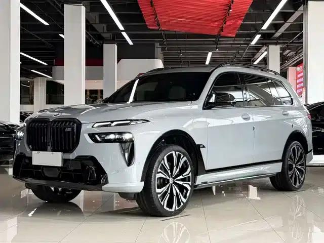 2023 BMW X7 M60i xDrive M60i