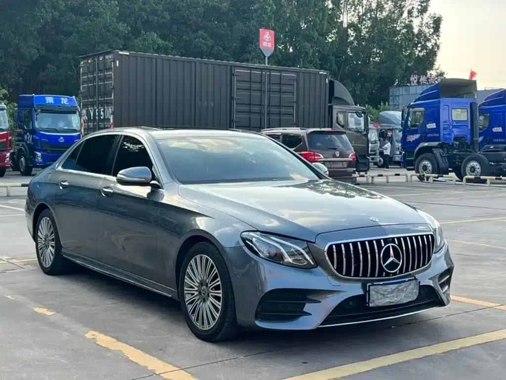 2016 Mercedes-Benz E-Class E 300 L Sport Style — миниатюра 3