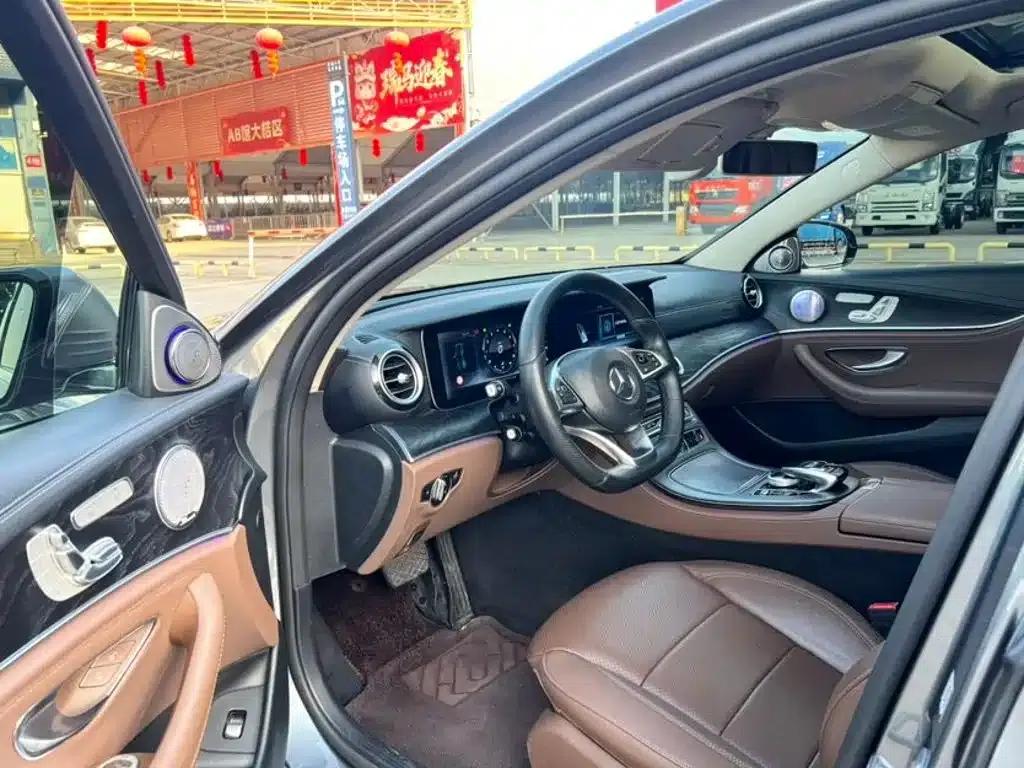 2016 Mercedes-Benz E-Class E 300 L Sport Style — миниатюра 7