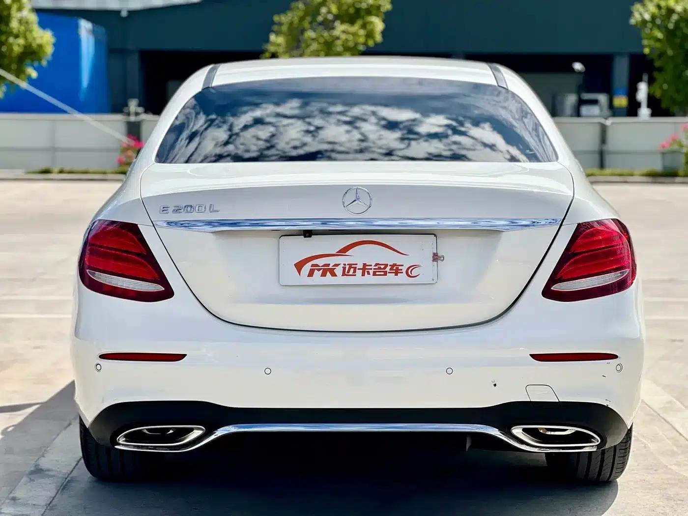 2016 Mercedes-Benz E-Class E 200 L Sport — миниатюра 5