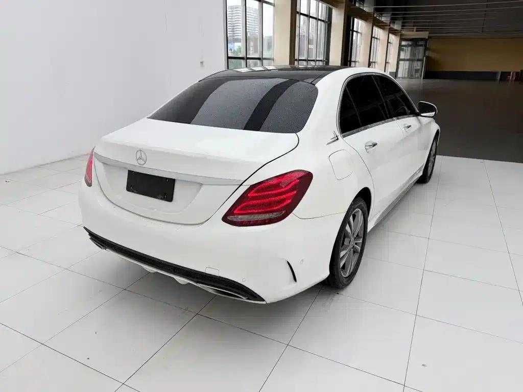2018 Mercedes-Benz C-Class C 200 L Sport Edition — миниатюра 9