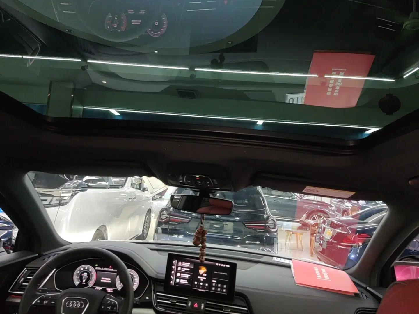 Audi Q5L 2023 40T Luxury Dynamic Model — миниатюра 21